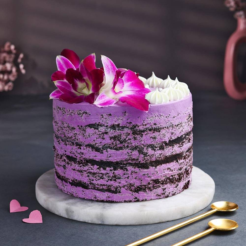 Graceful Floral Choco Cake
