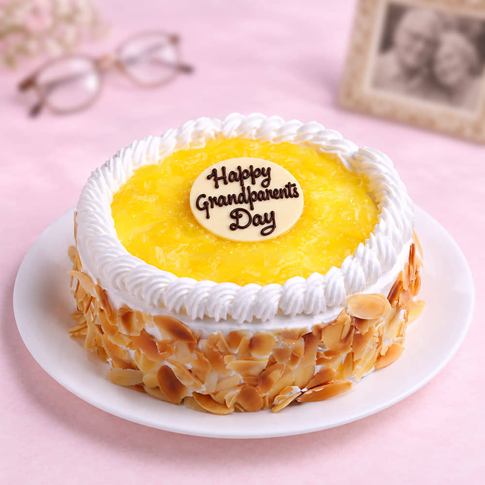 Grandparents Day Pineapple Cake Treat Grandparents Day Pineapple Cake Treat