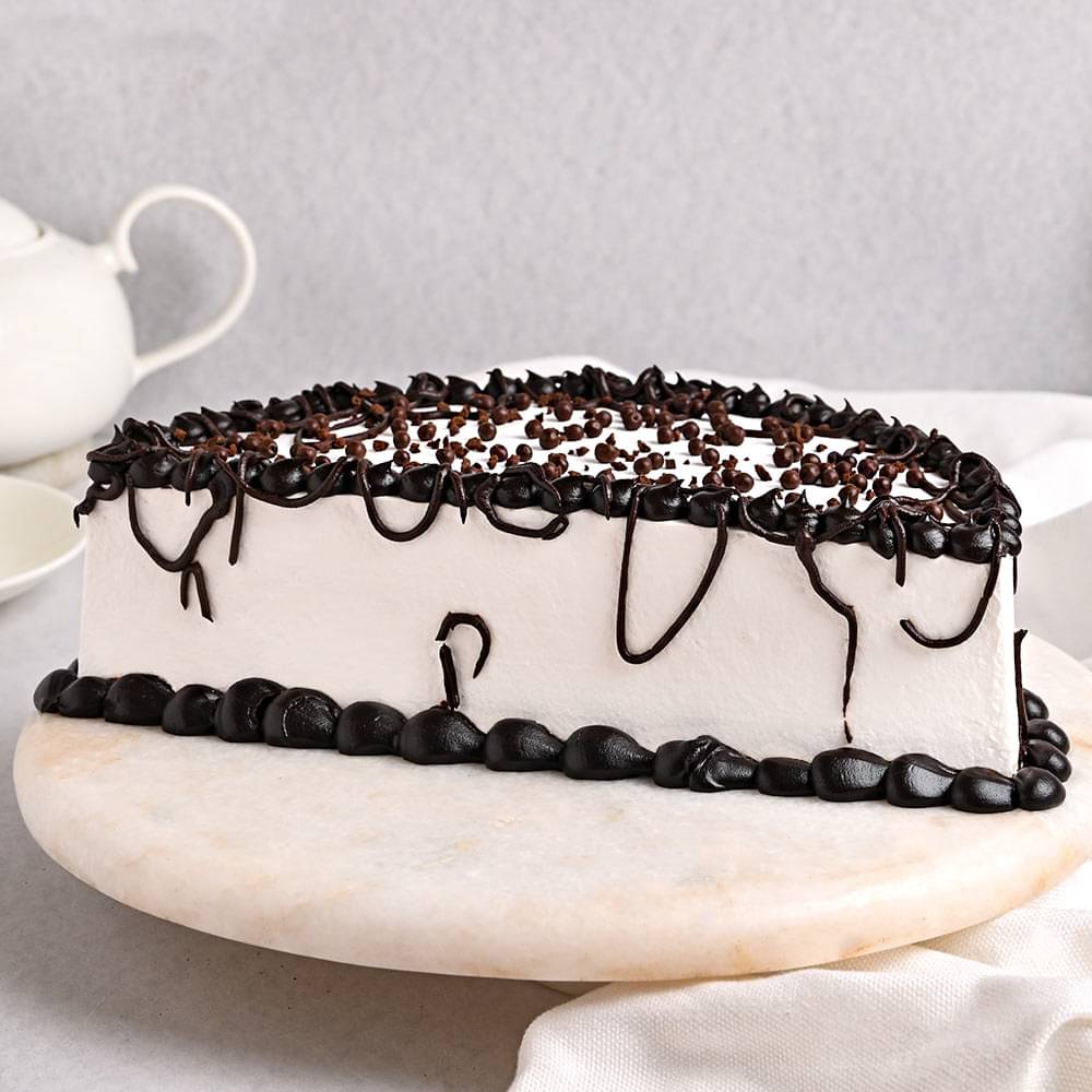 Black Forest Half Cake