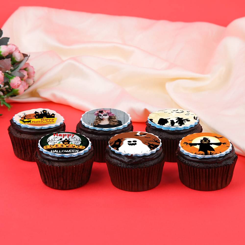 Halloween Treat Cup Cakes