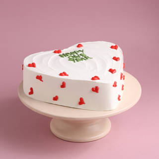 Top View of One Year Heart Pineapple Cake Top View of One Year Heart Pineapple Cake