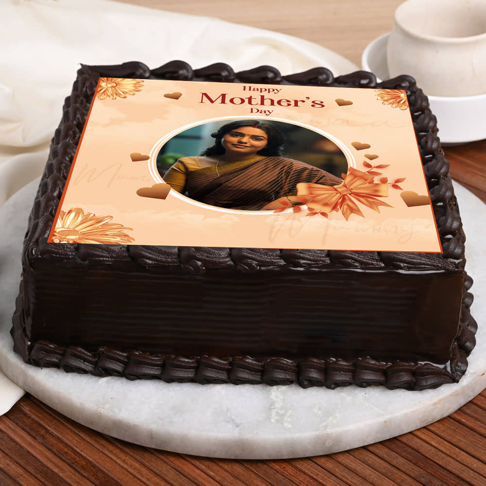 Delicious Happy Mothers Day Cake