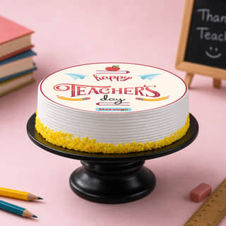 Front View of Happy Teachers Day Cake Front View of Happy Teachers Day Cake