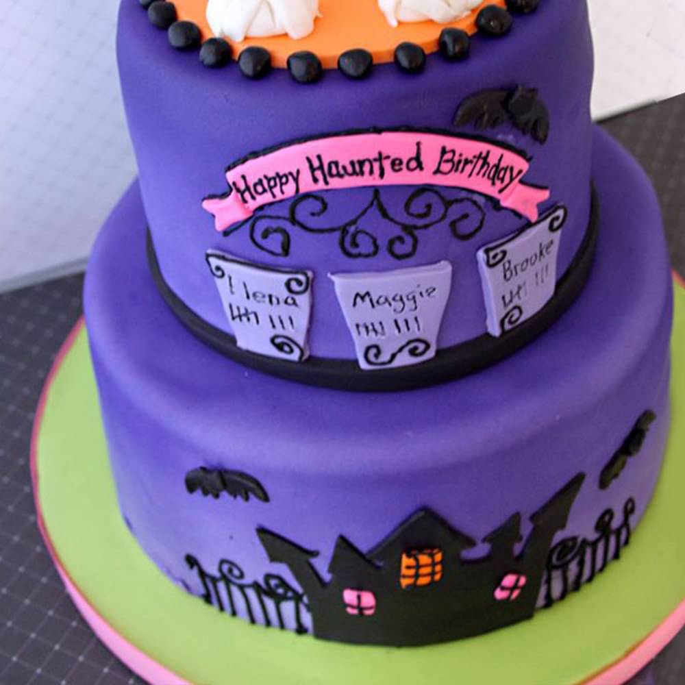Haunted Beauty Halloween Cake