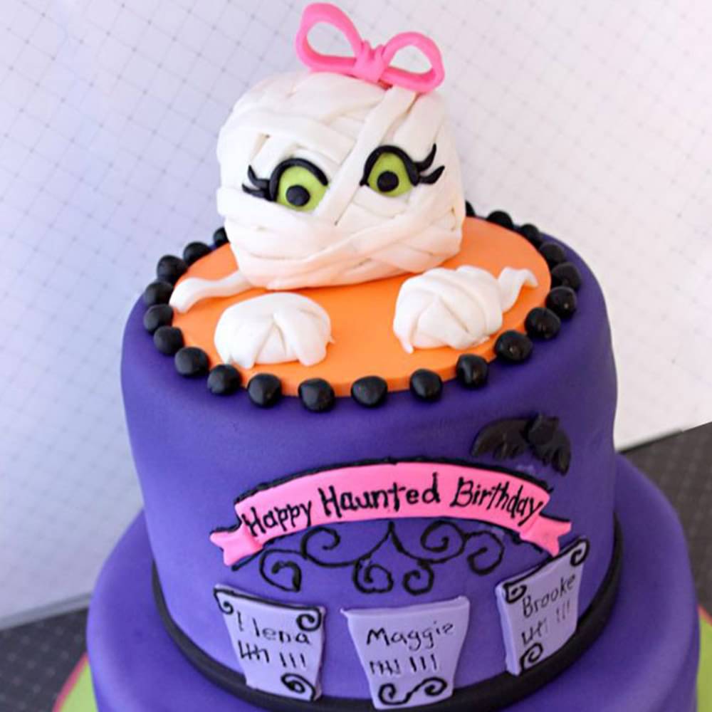 Haunted Beauty Halloween Cake