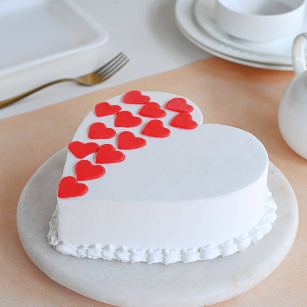 MEDIUM HEART - CAKE up to 10 servings (15