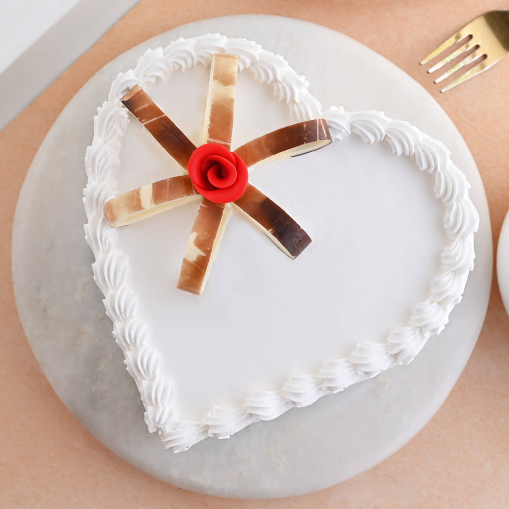 Best Anniversary Special Heart Shape Cake In Gurgaon | Order Online