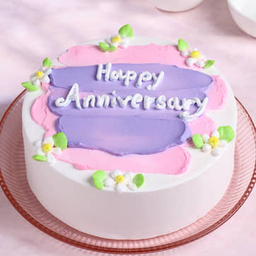 Top View of Anniversary Pineapple Cake