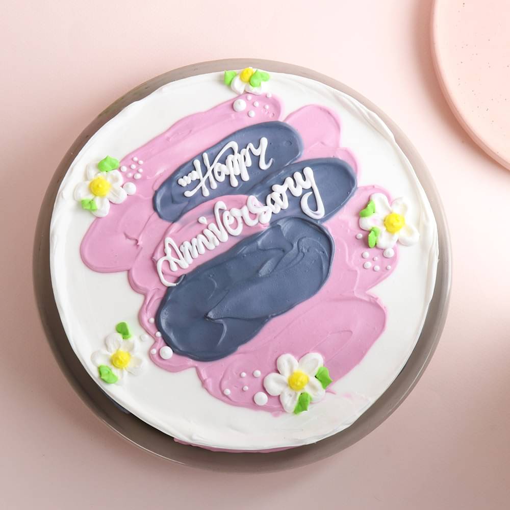 Top View of Anniversary Pineapple Cake