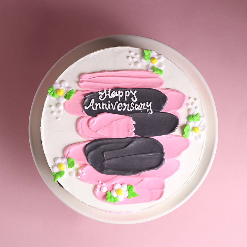Top View of Anniversary Pineapple Cake