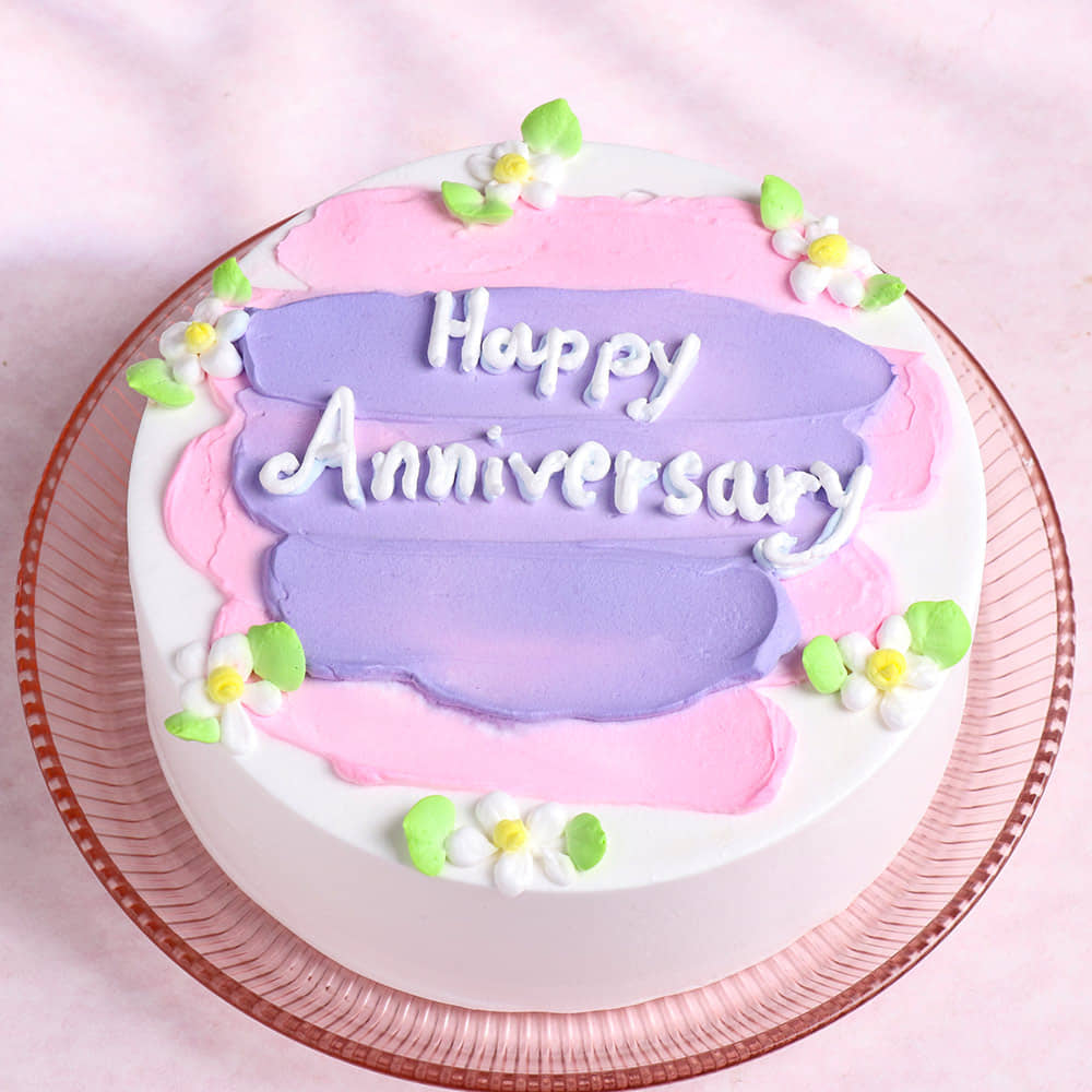 Side View of Anniversary Pineapple Cake
