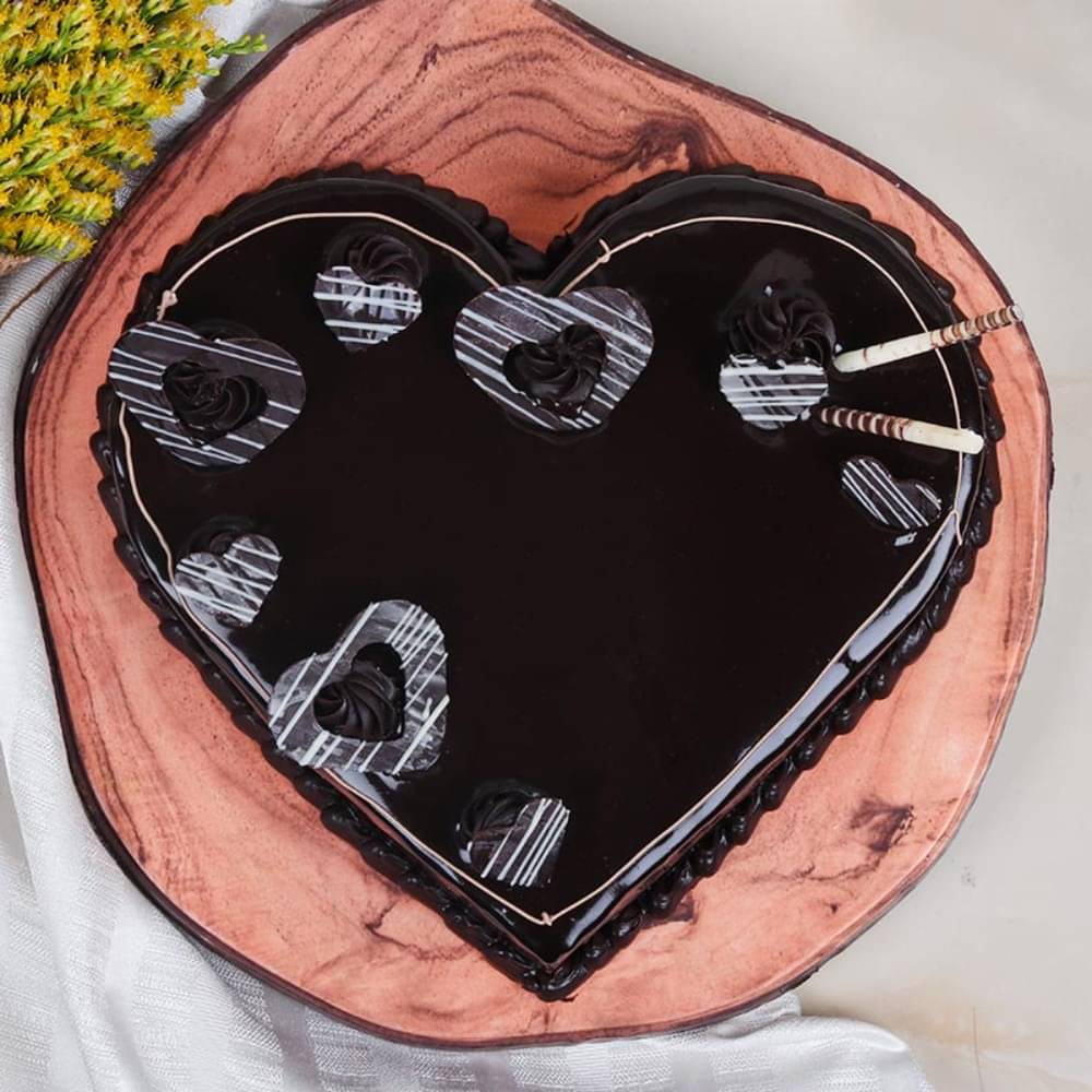 Hearty Chocolatey Anniversary Cake Top View of Heart Shape Choco Anniversary Cake