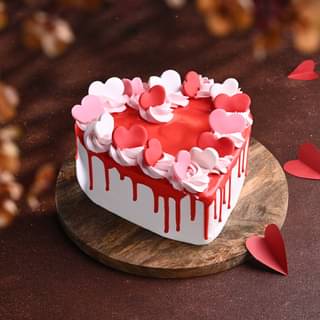 Hearts Aflutter Valentine Cake