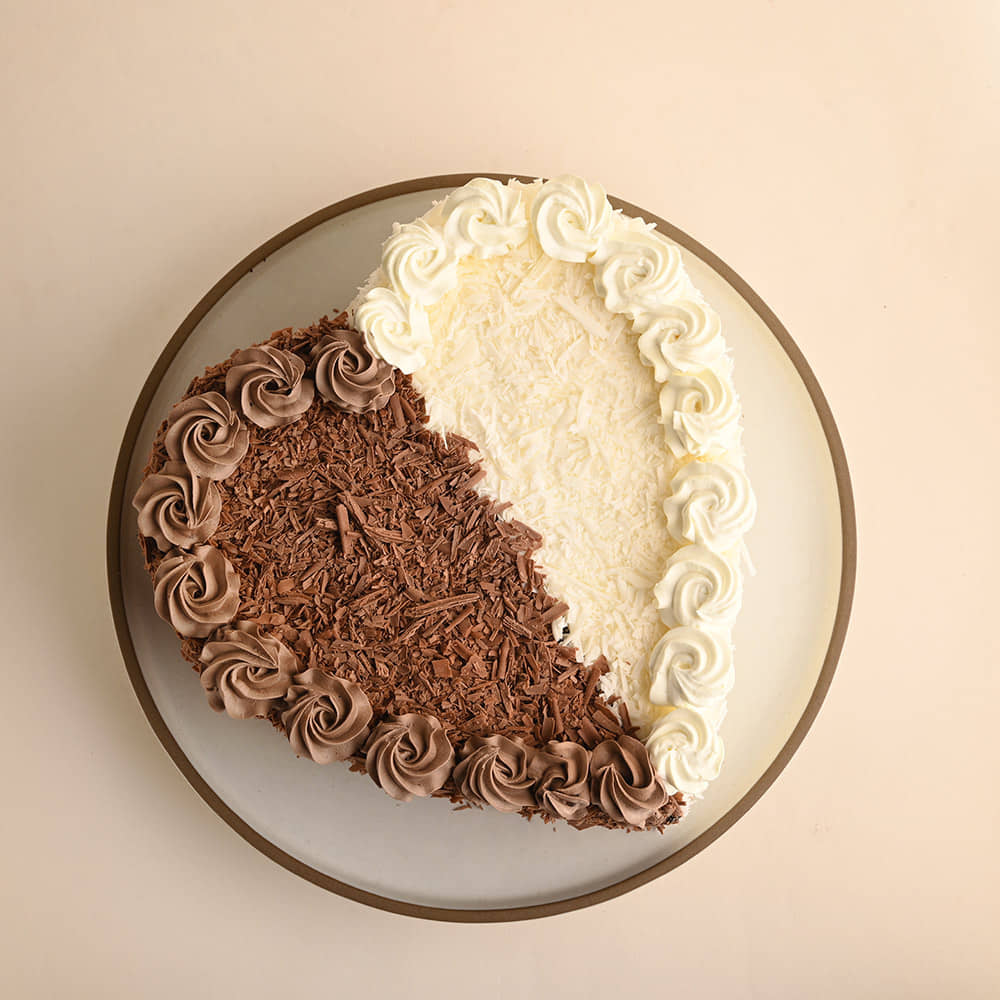 Heart Shape Double Delight Cake Top View of Hearty Black N White Forest Cake