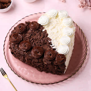 Top View of Hearty Black N White Forest Cake Top View of Hearty Black N White Forest Cake
