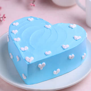 Pastel Cream Cake