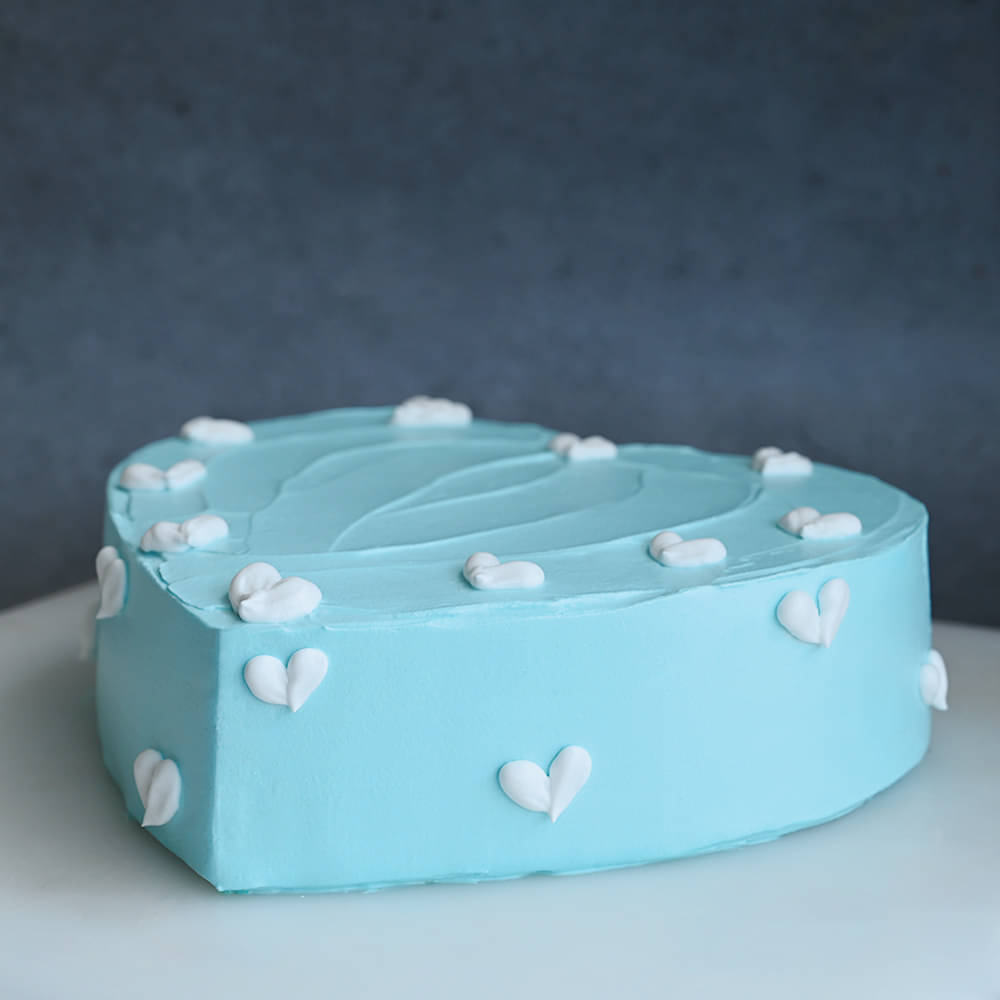 Side View Pineapple Pastel Cream Cake