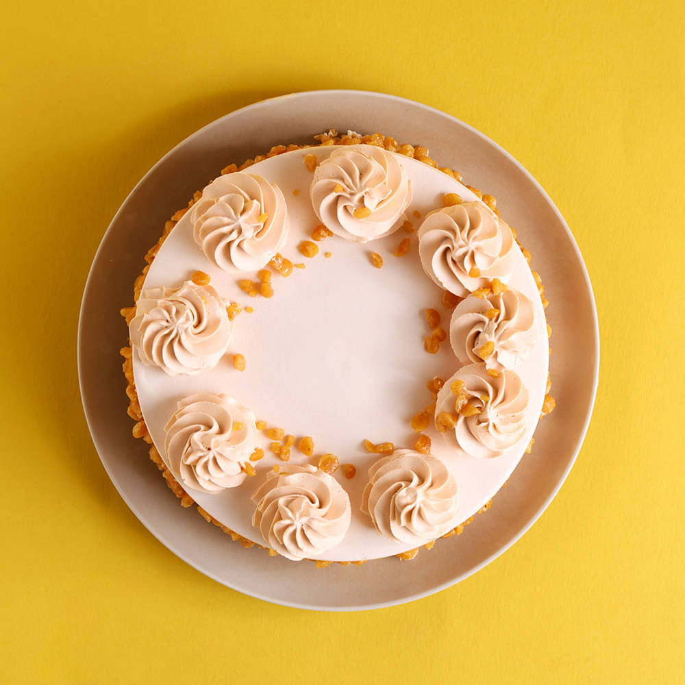 Butterscotch Crunch Designer Cake Online
