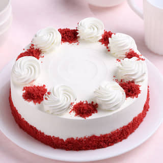 Red Velvet Cream Cake