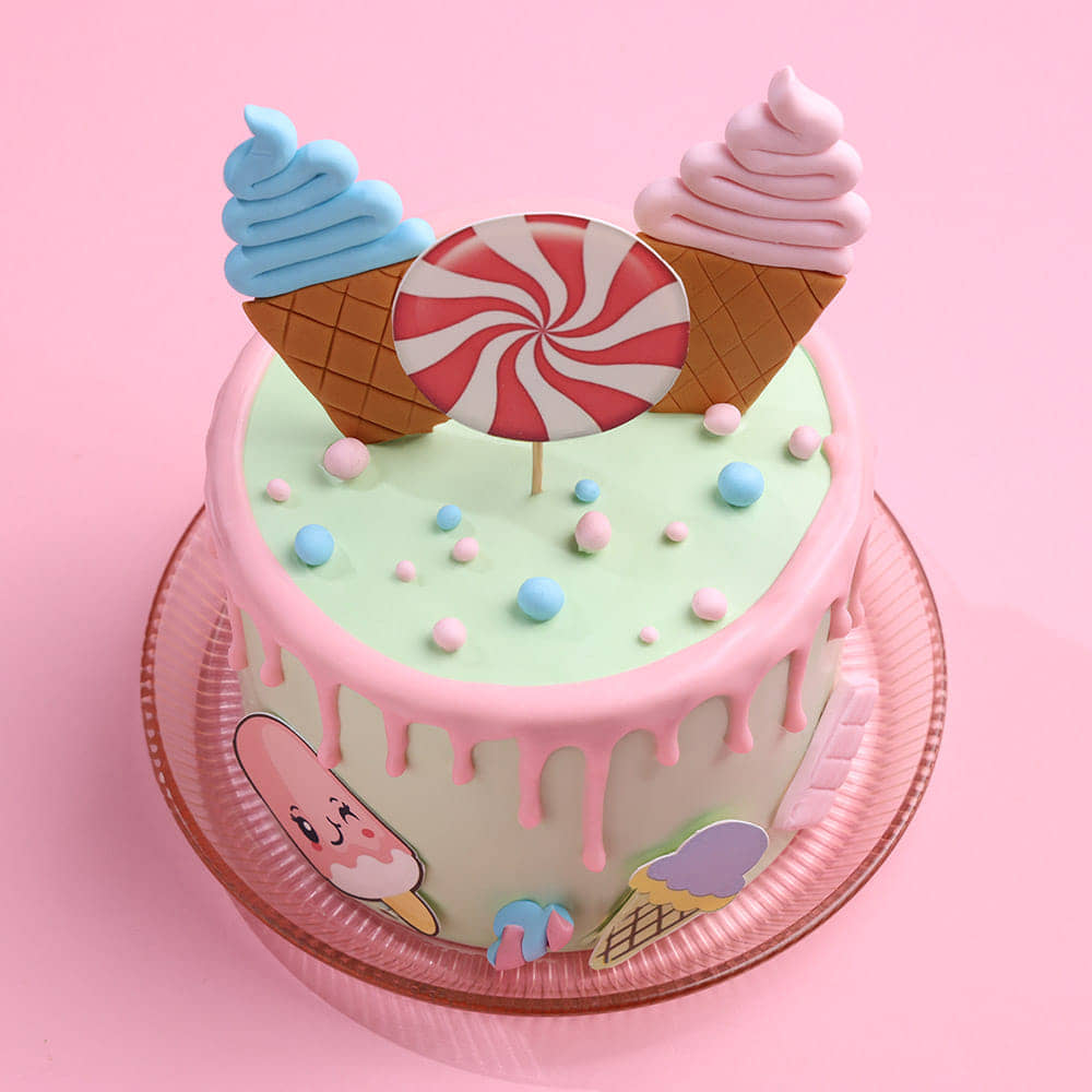 Icecreams N Candies Drip Cake