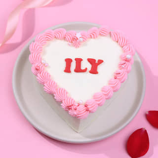 Top View of ILY Heart Bento Cake Top View of ILY Heart Bento Cake