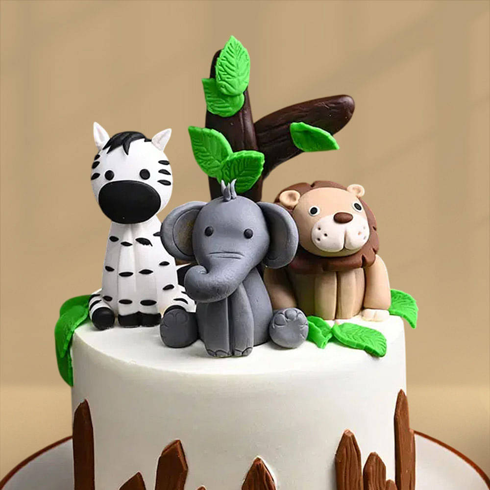 Zoomed View of Jungle Jamboree Cake