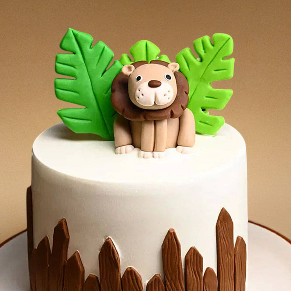 Zoomed View of Jungle Joy Lion Cake
