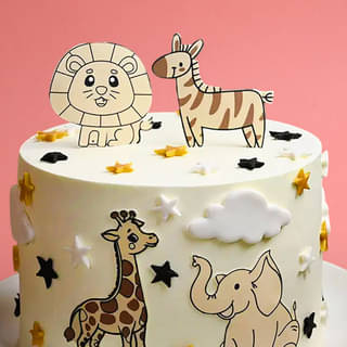 Top View of Jungle Safari Cake