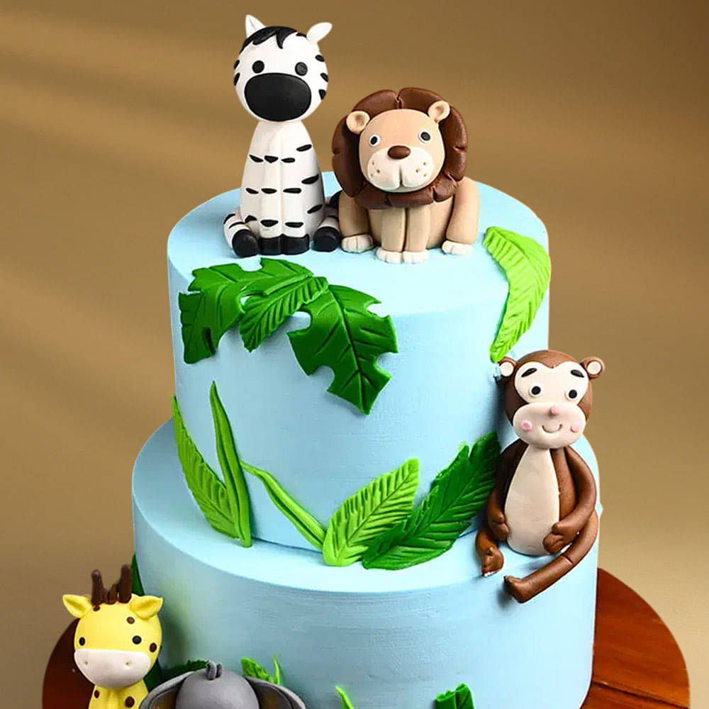 Zoomed View of Jungle Safari Party Cake