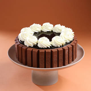 Side View of KitKat Bars Cake Side View of KitKat Bars Cake