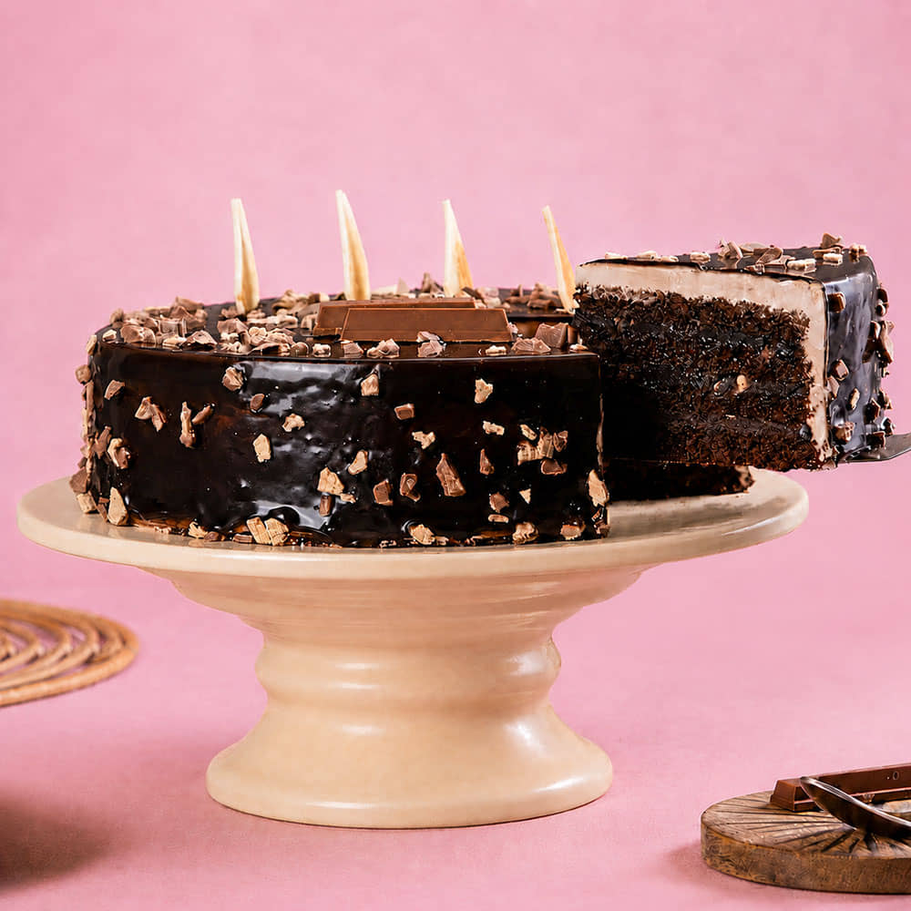 Choco Truffle Cake made With KitKat