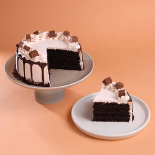 Slice View of KitKat Drip Cake Slice View of KitKat Drip Cake