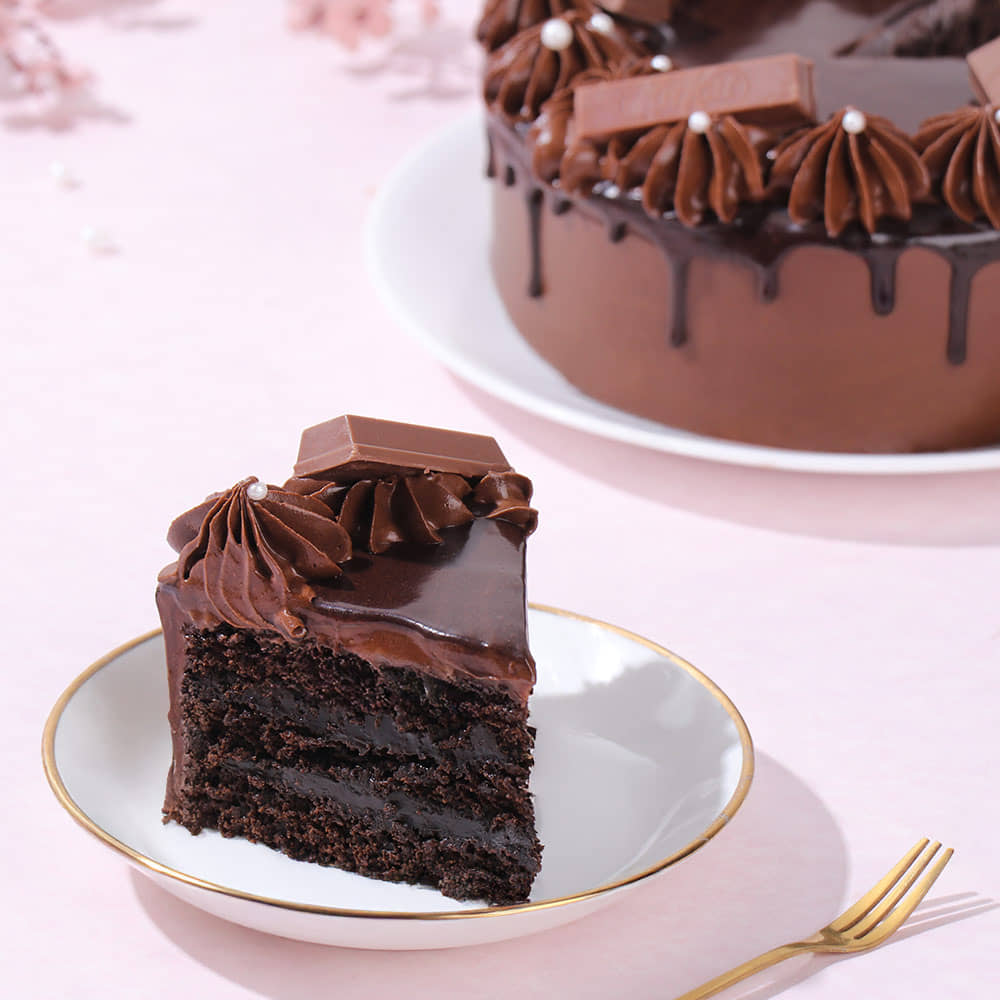 KitKat Swirls Drip Cake Slice View of KitKat Swirls Drip Cake