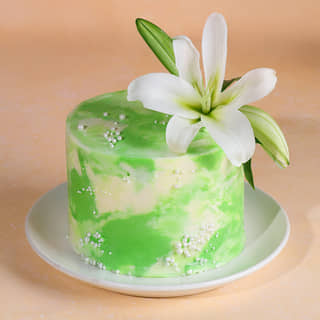 Front View of Lily N Pearls Cake