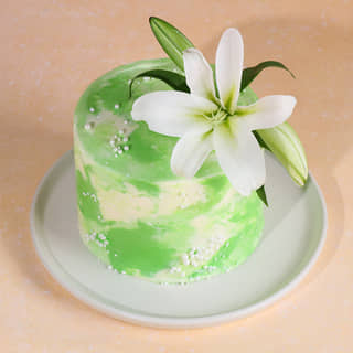 Side View of Lily N Pearls Cake