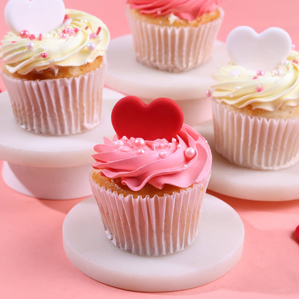 Hearty Cupcakes Set Of Four