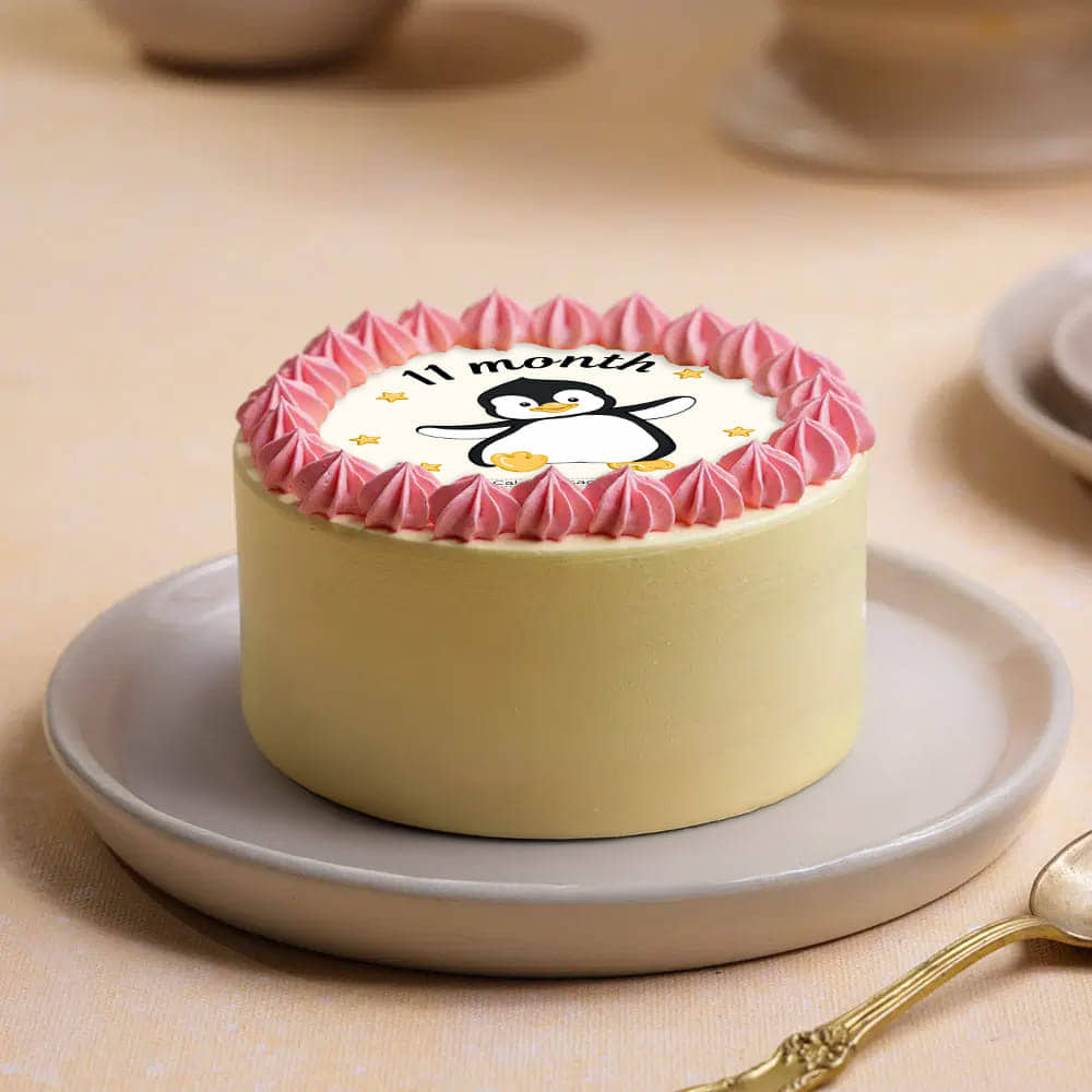 Little Penguin Bento Cake