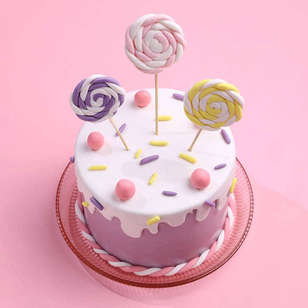 Lollypop Drip Cake