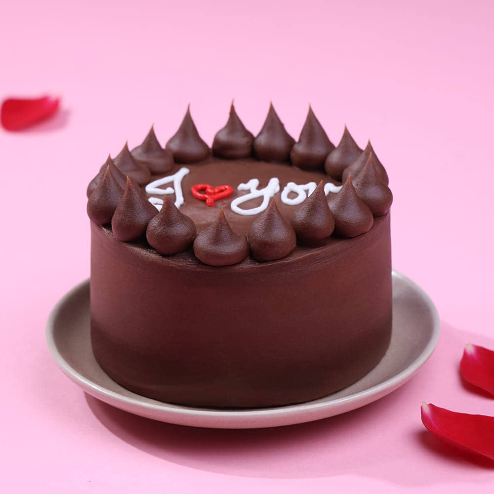 Top View of Love Ya Milk Choco Bento Cake