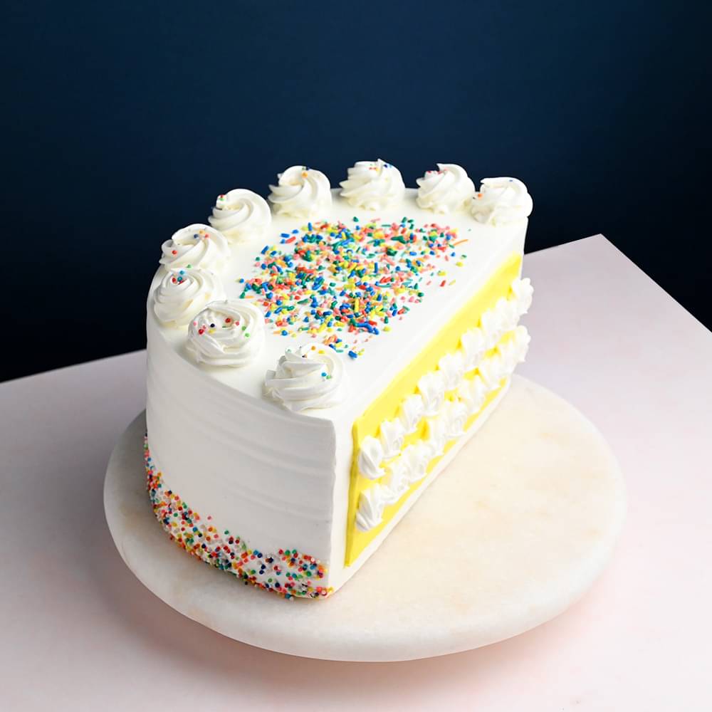 Luscious creamy Half Cake