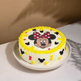 Order Magical Minnie Mouse Cake Online