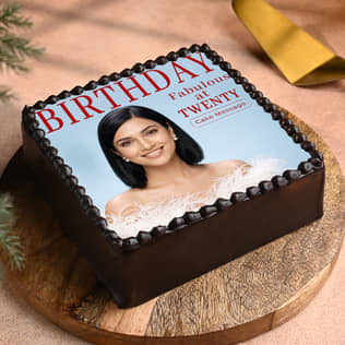 Main Cover Moment Cake