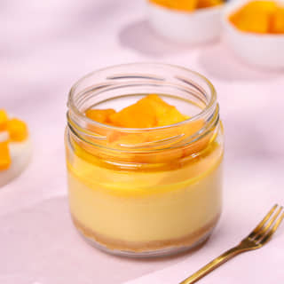 Mango Cheesecake Jar Mango Cheesecake Jar
