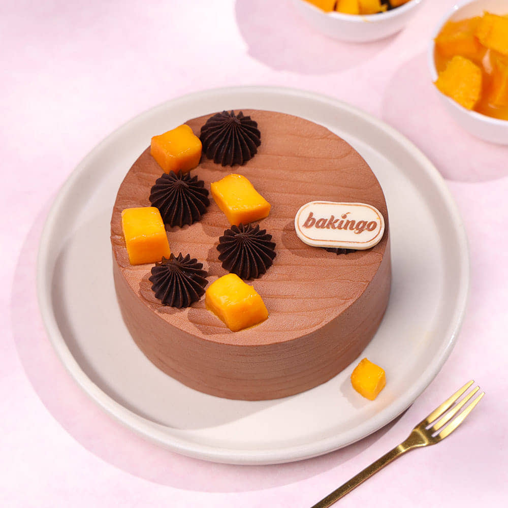 Chocolate Mango Bento Cake
