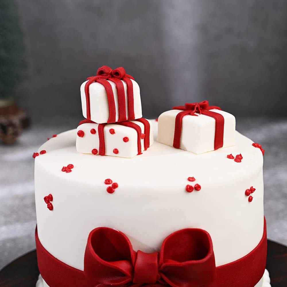 Merry Bow Xmas Cake