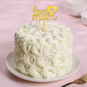 Eggless Cake with Best Mom Topper