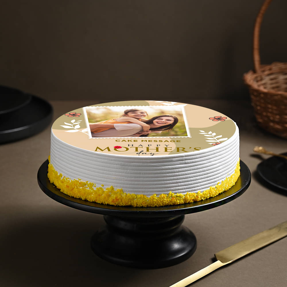 Top View: Happy Mothers Day Photo Cake