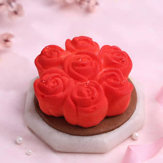 Mothers Day Rosy Bunch Dessert