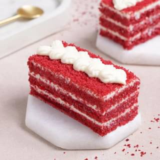 Classic Red Velvet Pastry Classic Red Velvet Pastry