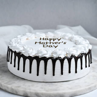 Round N Scrumptious Black Forest Cake For Mom Round N Scrumptious Black Forest Cake For Mom